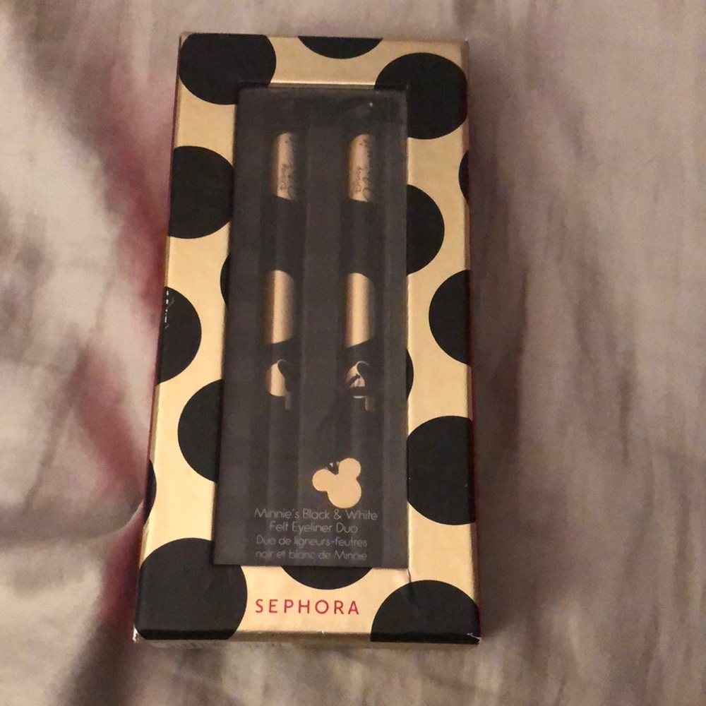 Sephora Minnie Mouse eyeliner duo